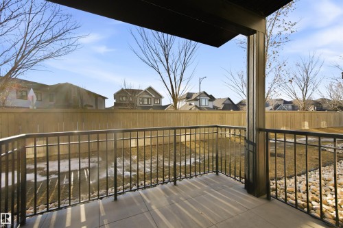 126 1154 Adamson Drive, Edmonton, AB - Outdoor