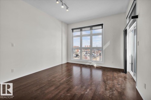 453 10403 122 Street, Edmonton, AB - Indoor Photo Showing Other Room