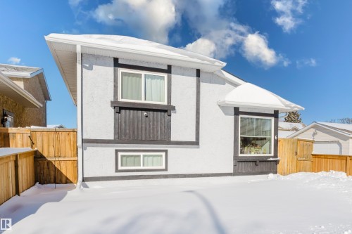 6 Kiniski Crescent, Edmonton, AB - Outdoor With Exterior