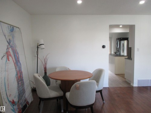 16520 115 Street, Edmonton, AB - Indoor Photo Showing Dining Room