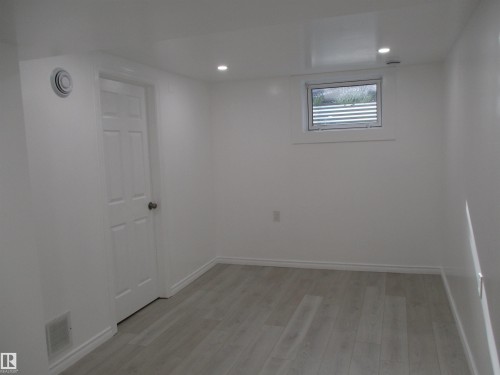 16520 115 Street, Edmonton, AB - Indoor Photo Showing Other Room