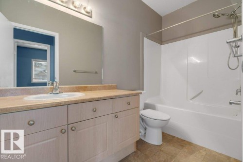 126 4304 139 Avenue, Edmonton, AB - Indoor Photo Showing Bathroom