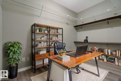 126 4304 139 Avenue, Edmonton, AB - Indoor Photo Showing Office