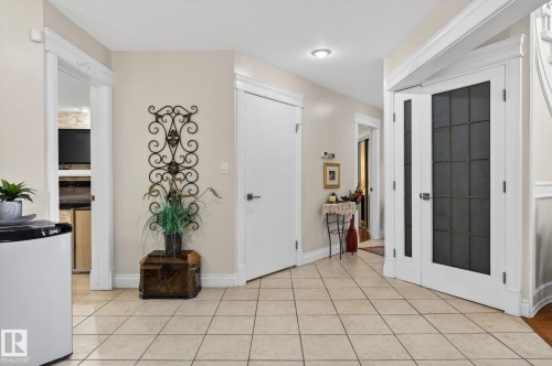 158 Wolf Ridge Place, Edmonton, AB - Indoor Photo Showing Other Room