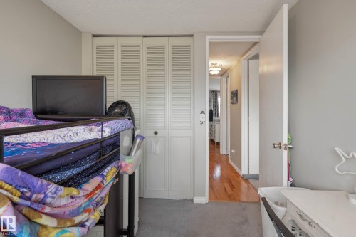 9909 171 Avenue, Edmonton, AB - Indoor Photo Showing Other Room
