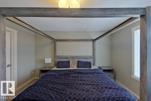 2342 Wonnacott Crescent, Edmonton, AB - Indoor Photo Showing Bedroom