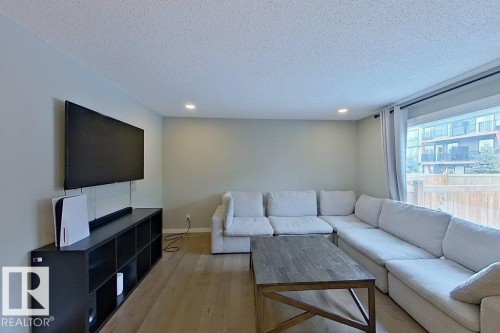 2342 Wonnacott Crescent, Edmonton, AB - Indoor Photo Showing Living Room