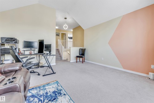 Office featuring light carpet and baseboards - 3449 28 Street, Edmonton, AB - Indoor