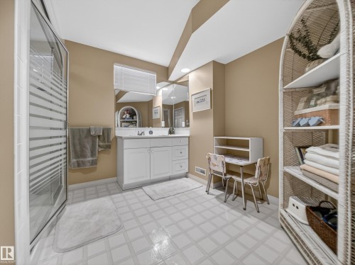 403 Twin Brooks Crescent, Edmonton, AB - Indoor