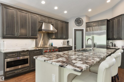 14 Prestige Point(E), Edmonton, AB - Indoor Photo Showing Kitchen With Double Sink With Upgraded Kitchen