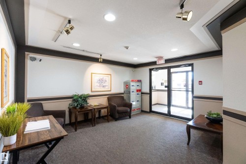 Building lobby - 116 11620 9A Avenue, Edmonton, AB - Indoor Photo Showing Other Room