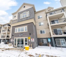 217 592 HOOKE Road  Edmonton, AB T5A 5H2