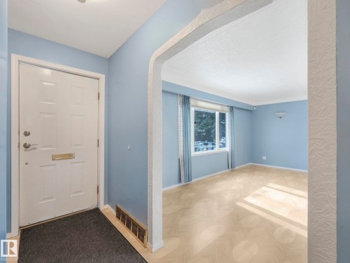 5020 48 Avenue, Leduc, AB - Indoor Photo Showing Other Room