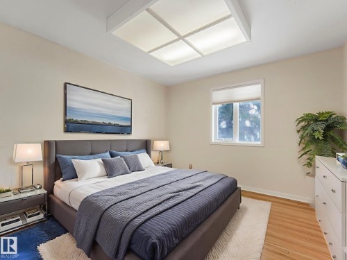 5020 48 Avenue, Leduc, AB - Indoor Photo Showing Bedroom
