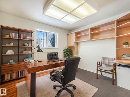 5020 48 Avenue, Leduc, AB - Indoor Photo Showing Office