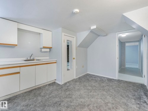 5020 48 Avenue, Leduc, AB - Indoor