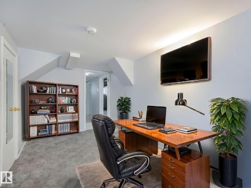 5020 48 Avenue, Leduc, AB - Indoor Photo Showing Office