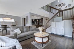 1251 SECORD Landing  Edmonton, AB T5T 4N4