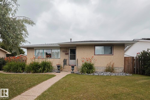 10319 45 Street, Edmonton, AB - Outdoor