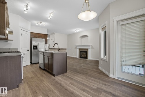 2209 Austin Way, Edmonton, AB - Indoor Photo Showing Kitchen
