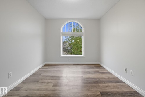 2209 Austin Way, Edmonton, AB - Indoor Photo Showing Other Room