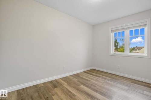 2209 Austin Way, Edmonton, AB - Indoor Photo Showing Other Room