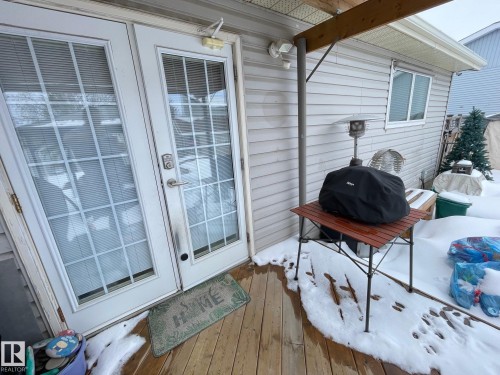 View of deck - 324 Warwick Road, Edmonton, AB - Outdoor With Deck Patio Veranda With Exterior