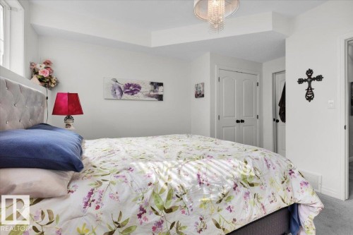 7608 15 Avenue, Edmonton, AB - Indoor Photo Showing Bedroom