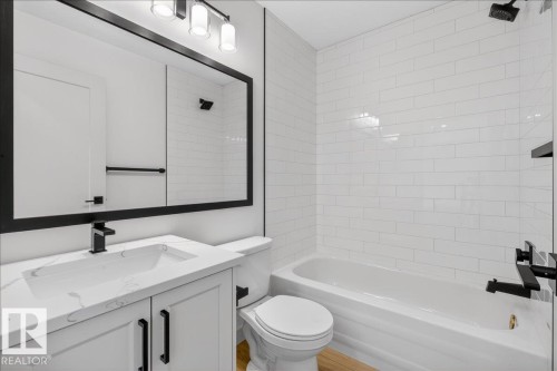11 Edward Pl, St. Albert, AB - Indoor Photo Showing Bathroom