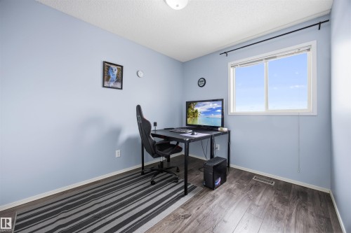 2103 36 Avenue Nw, Edmonton, AB - Indoor Photo Showing Office