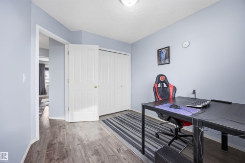 2103 36 Avenue Nw, Edmonton, AB - Indoor