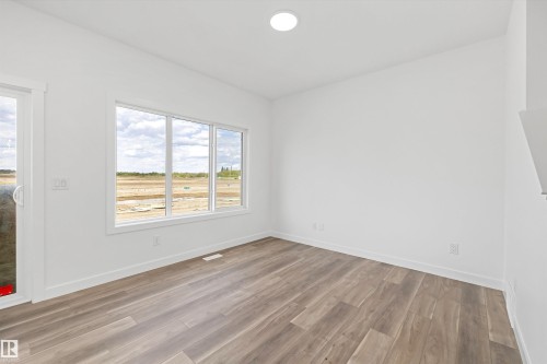 534 176 Avenue, Edmonton, AB - Indoor Photo Showing Other Room
