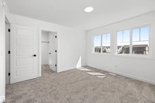 534 176 Avenue, Edmonton, AB - Indoor Photo Showing Other Room