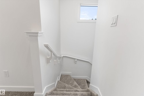 20719 43 Avenue, Edmonton, AB - Indoor