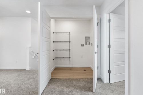 20719 43 Avenue, Edmonton, AB - Indoor Photo Showing Other Room