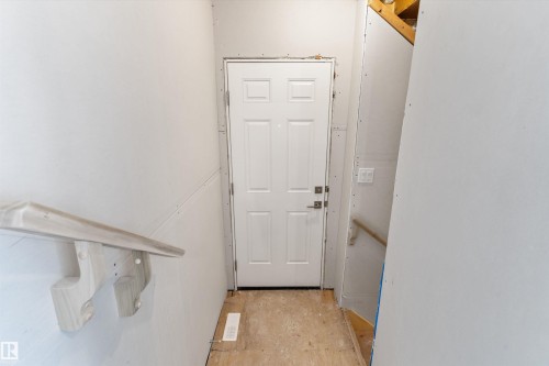 20719 43 Avenue, Edmonton, AB - Indoor Photo Showing Other Room