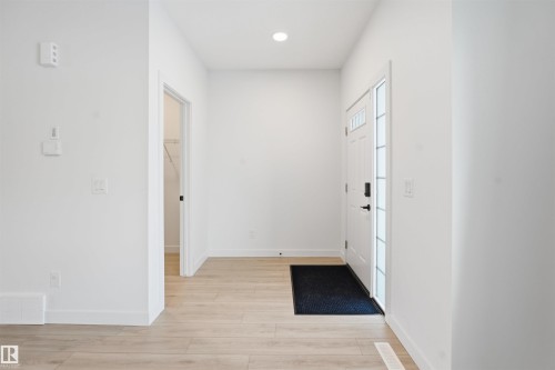 317 Juniper Cove, Leduc, AB - Indoor Photo Showing Other Room