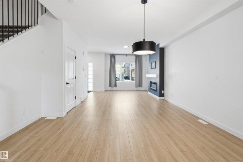 317 Juniper Cove, Leduc, AB - Indoor Photo Showing Other Room