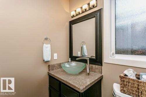 69 Deane Crescent, St. Albert, AB - Indoor Photo Showing Bathroom