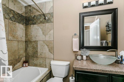 69 Deane Crescent, St. Albert, AB - Indoor Photo Showing Bathroom