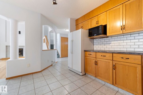 752 Whiston Court, Edmonton, AB - Indoor