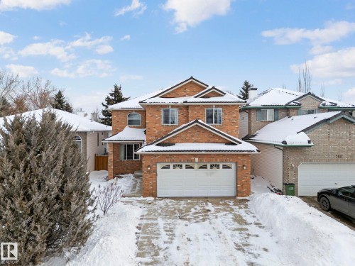 752 Whiston Court, Edmonton, AB - Outdoor With Facade