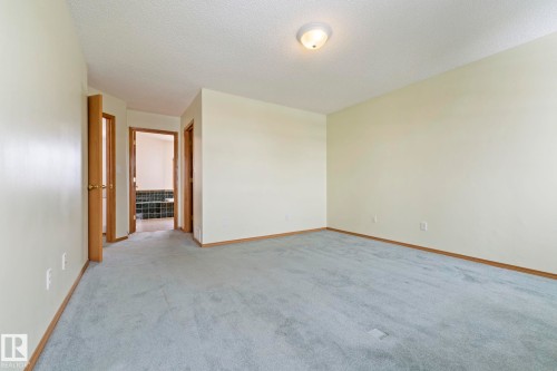 752 Whiston Court, Edmonton, AB - Indoor Photo Showing Other Room