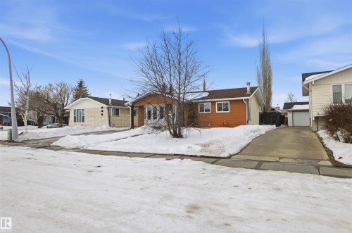 View of front of property featuring an outbuilding - 4204 41B Street, Leduc, AB - Outdoor With Facade