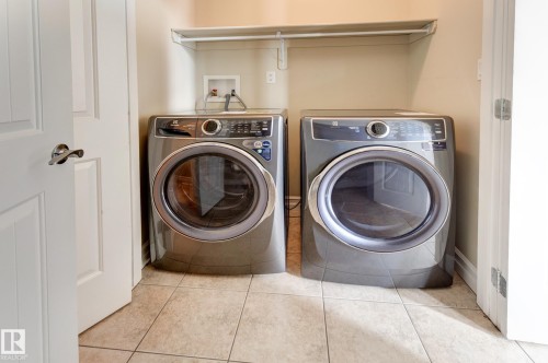 3621 28A Street, Edmonton, AB - Indoor Photo Showing Laundry Room