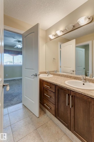 3621 28A Street, Edmonton, AB - Indoor Photo Showing Bathroom