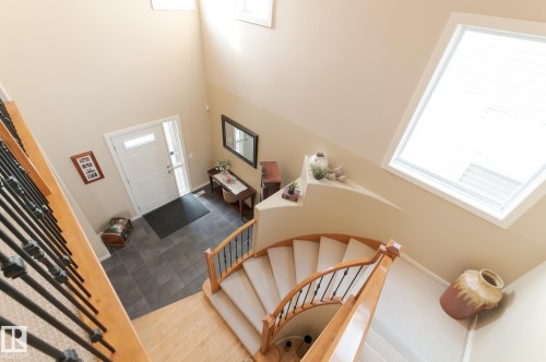 387 Calderon Crescent, Edmonton, AB - Indoor Photo Showing Other Room