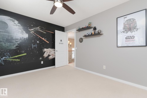 387 Calderon Crescent, Edmonton, AB - Indoor Photo Showing Other Room