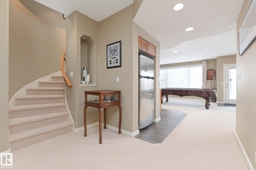 387 Calderon Crescent, Edmonton, AB - Indoor Photo Showing Other Room