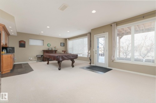 387 Calderon Crescent, Edmonton, AB - Indoor